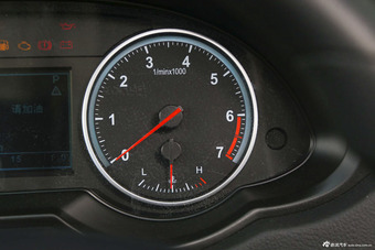 2014款中华V5 1.5T自动两驱运动型