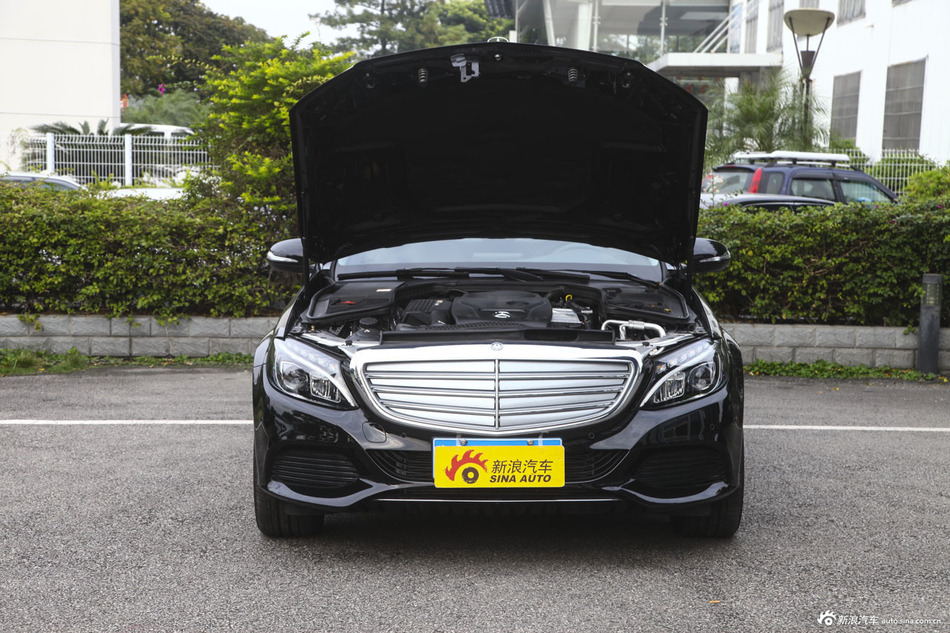 2015款奔驰C级C200L 2.0T自动运动版