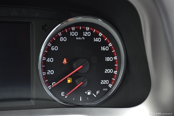 2016款RAV4荣放2.5L自动四驱精英型