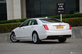 2016款凯迪拉克CT6 2.0T自动28T精英型