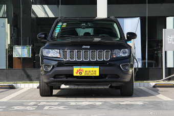 2014款指南者改款2.4L自动四驱豪华导航版