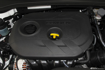 2014款起亚K4 1.8L自动DLX