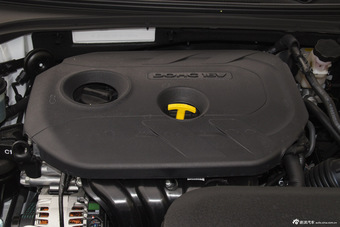 2015款起亚K4 1.8L自动DLX Special