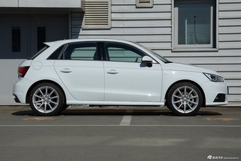 2016款奥迪A1 1.4T自动30TFSI Sportback S-Line