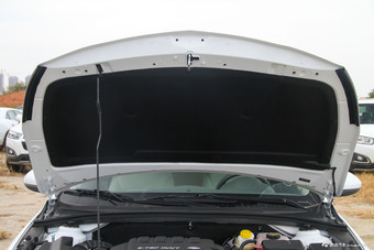 2016款科鲁兹1.5L手动经典SL MT