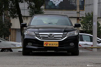 2015款雅阁2.4L自动LX舒适版