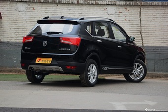 2016款宝骏560 1.8L手动精英型