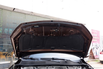 2014款陆风X5 2.0T自动创领版