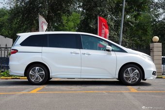 2015款 改款奥德赛2.4L自动智酷版