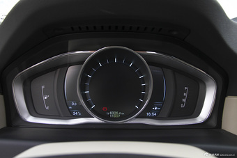 2015款沃尔沃S80L 2.0T自动 T5智雅版