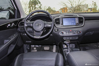 2015款索兰托L  2.2T自动柴油四驱精英版 7座