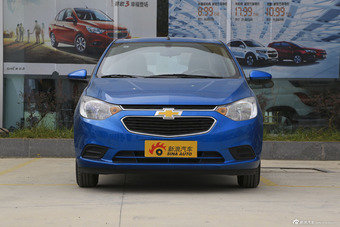 2015款赛欧3 1.5L手动理想版（天窗）