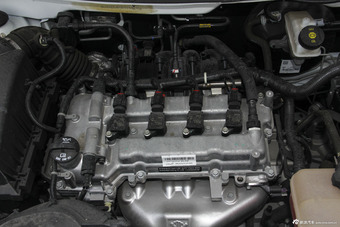 2015款赛欧3 1.5L手动幸福版（天窗）