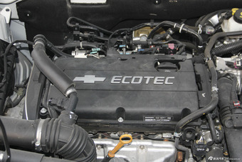 2013款科鲁兹掀背1.6L自动豪华版