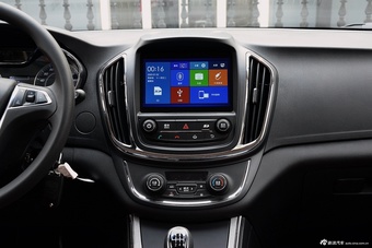 2016款宝骏560 1.8L手动精英型