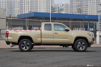 2016款塔库玛3.5L手动标准版