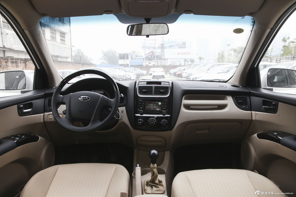 2013款狮跑 2.0L手动两驱GL