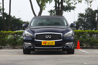 2015款英菲尼迪Q70L 2.5L豪华版