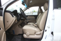 2013款狮跑 2.0L手动两驱GL