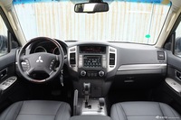 2016款帕杰罗（进口）3.0L自动尊贵版 国5