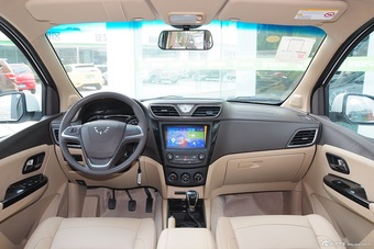 2015款五菱宏光S1 1.5L手动豪华型图片