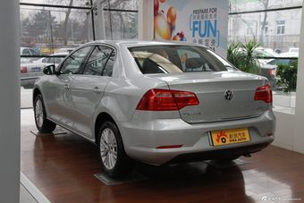 2013款新宝来到店实拍