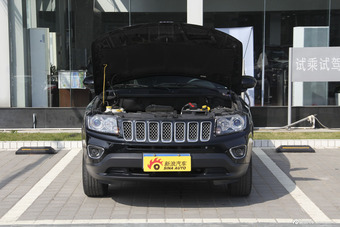 2014款指南者改款2.4L自动四驱豪华导航版