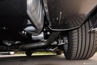 2015款捷豹XJL80周年版