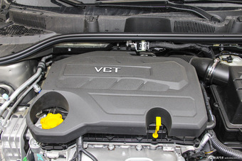 2015款荣威360 1.5L自动豪华版