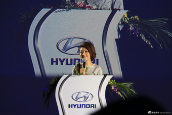 第三代进口现代新胜达上市现场