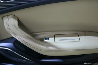 2015上海车展：奥迪S6