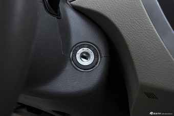 2012款力帆620 1.5L手动基本型