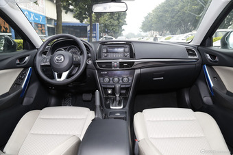 2015款阿特兹2.0L自动蓝天时尚版图片