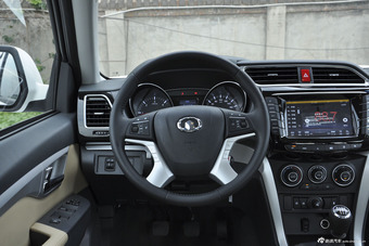 2014款风骏6 2.0T四驱领航型4D20B