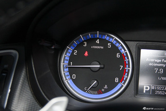 2014款锋驭1.6L CVT精英型