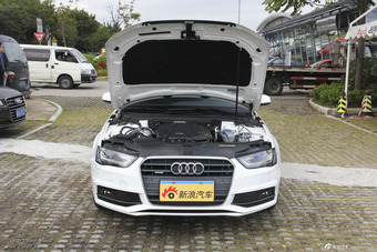 2014款奥迪A4L 45TFSI quttro个性运动版