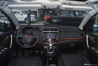 2015款哈弗H6运动版1.5T手动四驱精英型图片