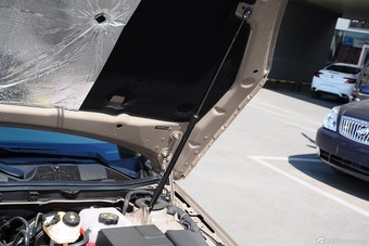 2015款君威1.6T自动领先技术型