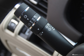 2015款XTS 2.0T自动28T舒适型