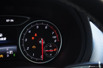 2015款奔驰B级B200动感型