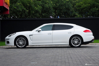 2014款保时捷Panamera 4 Executive 3.0T