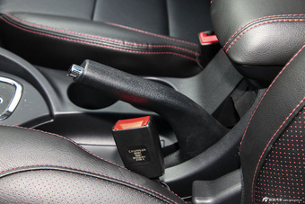 2015款CS35 1.6L自动豪华型国V