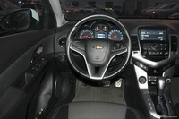 2013款科鲁兹掀背1.6L自动豪华版