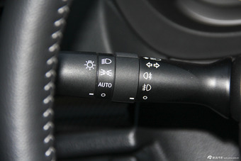 2015款森林人2.5L自动特装纪念版