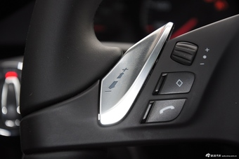 2014款保时捷Panamera 4 Executive 3.0T