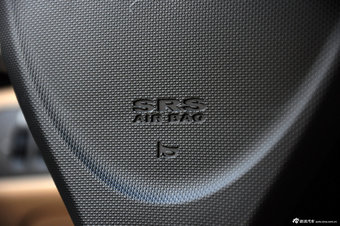 2013款风云2两厢实拍