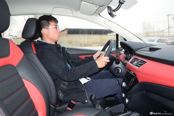 2016款哈弗H1 1.5L手动都市型蓝标