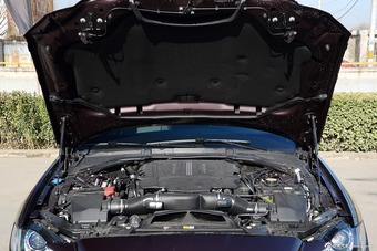 2016款捷豹XF 3.0T自动两驱风华版图片