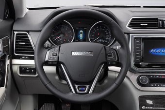 2015款哈弗H6 Coupe 2.0T手动两驱精英型