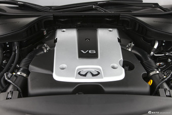 2015款英菲尼迪Q70L 2.5L豪华版